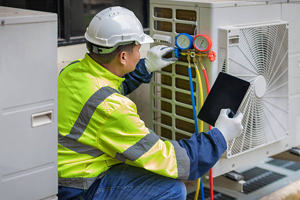 Professional Hvac technician working in Granville, IL